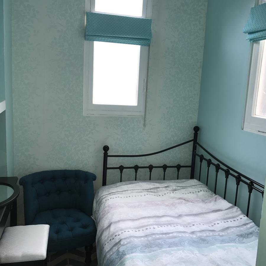 2 Bed, Ground Floor Bijou Georgian City Apartment Бат Экстерьер фото
