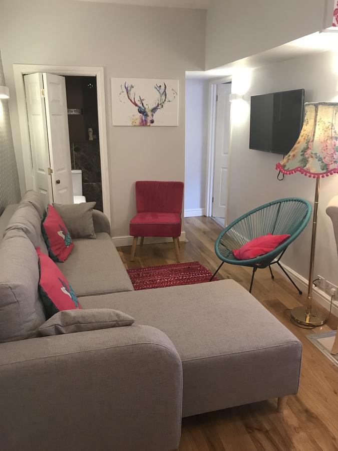 2 Bed, Ground Floor Bijou Georgian City Apartment Бат Экстерьер фото
